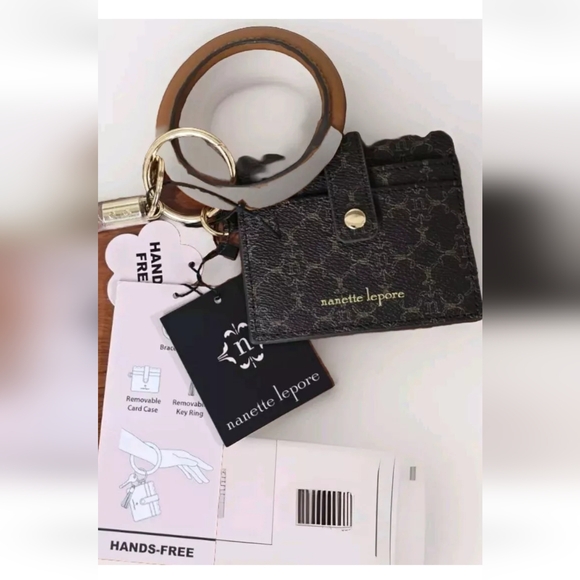 Nanette Lepore Logo Hands-Free Bracelet Card Holder & Key Ring Choco Brown NWT - Picture 2 of 5